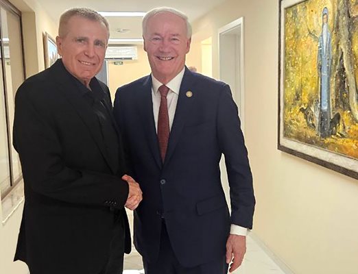 Hristo Kovachki & Asa Hutchinson - Meeting About US Companies